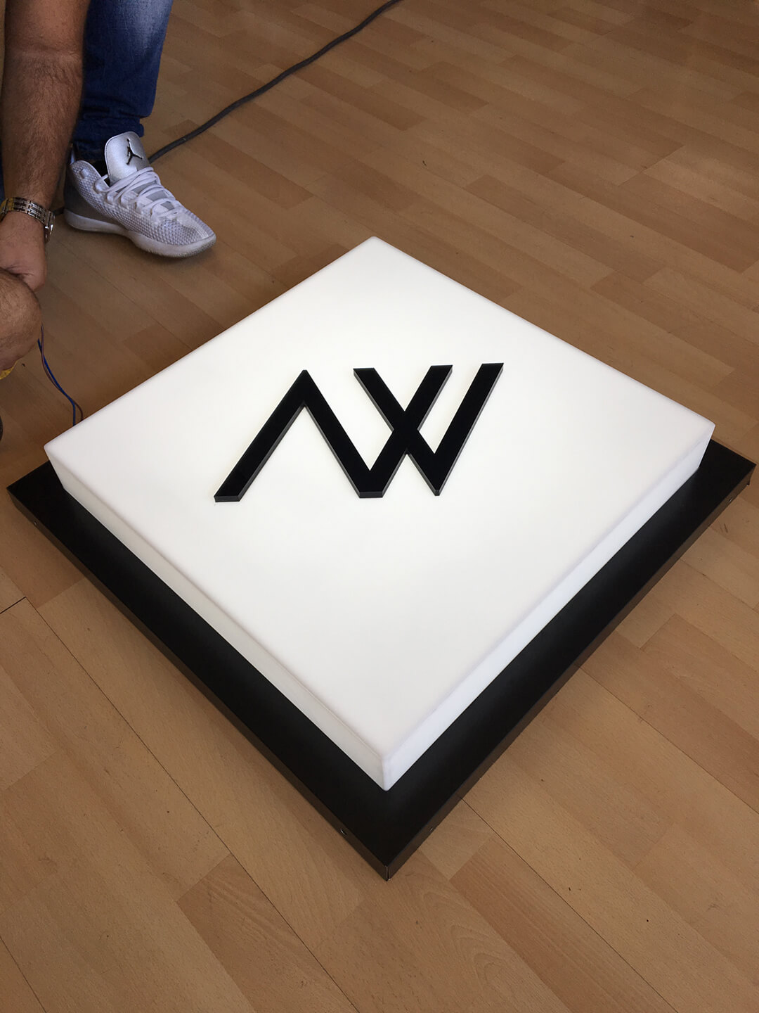 Επιγραφή Lightbox μονής όψης με φωτισμό LED